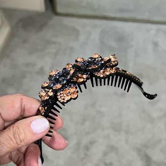 Edwardian hair holder - Picture 5 of 12